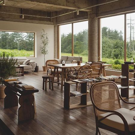 Uon Hotel Гиеонгджу Екстериор снимка